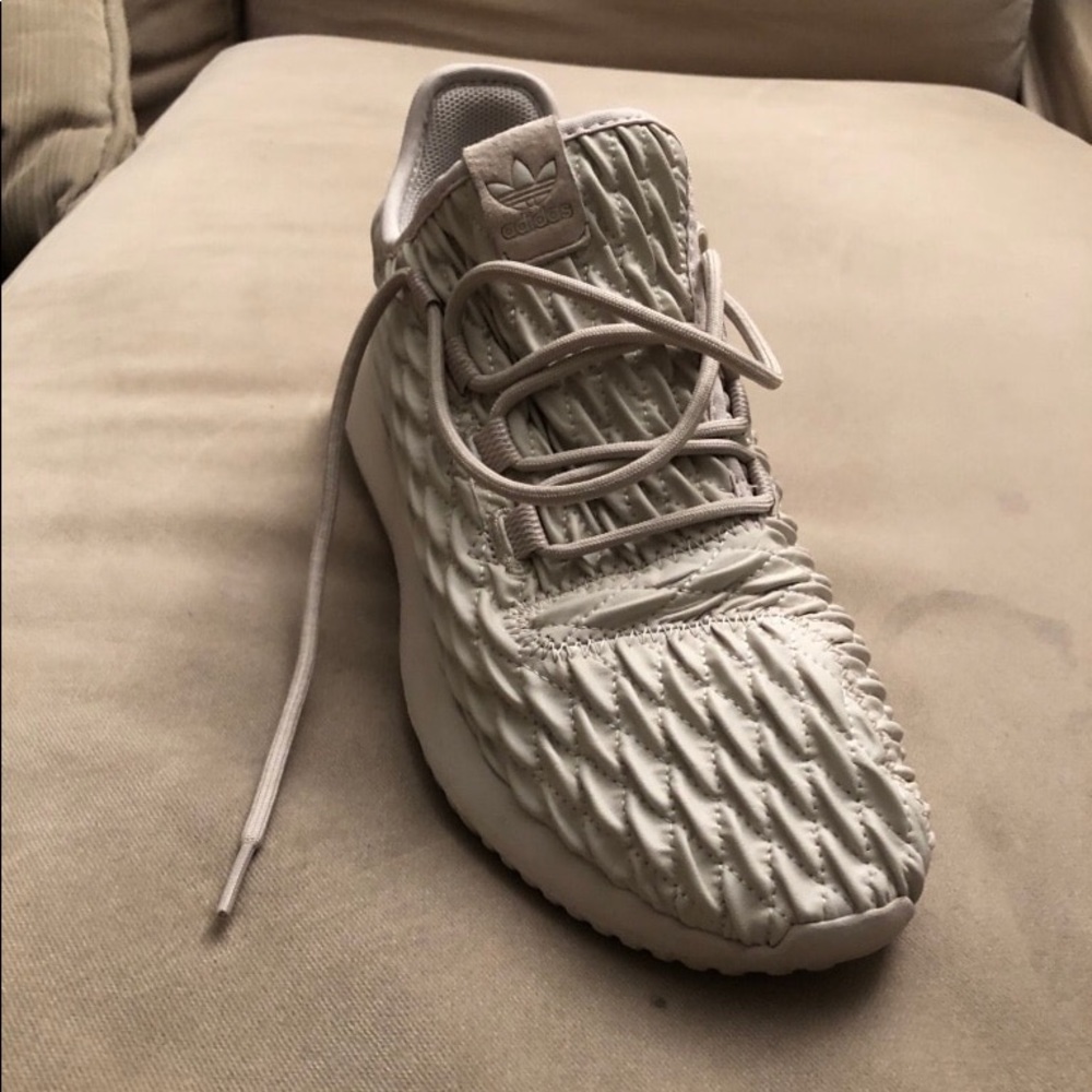 Adidas shoes - Picture 3 of 3